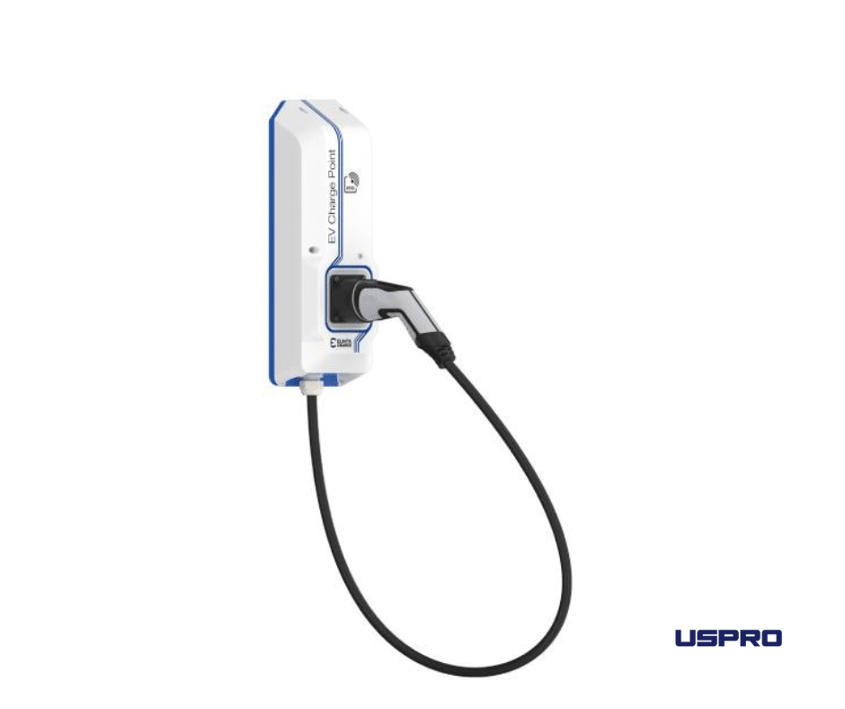 Elinta Charge HomeBox Lite 22kW įkrovimo stotelė sumontuota privačioje garažo zonoje